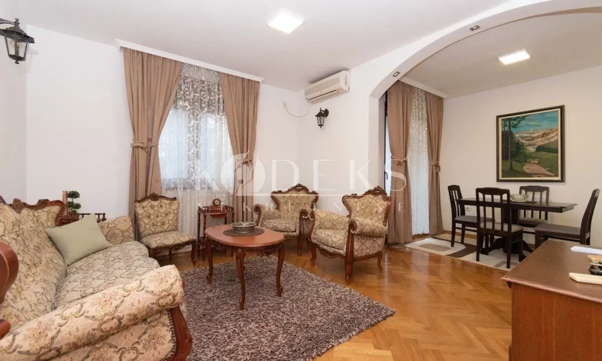 Rent, one bedroom apartment, 52m², Blok 6, Podgorica