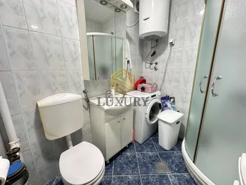 Prodaja, jednosoban stan, 46m², Centar, Kotor - image 7