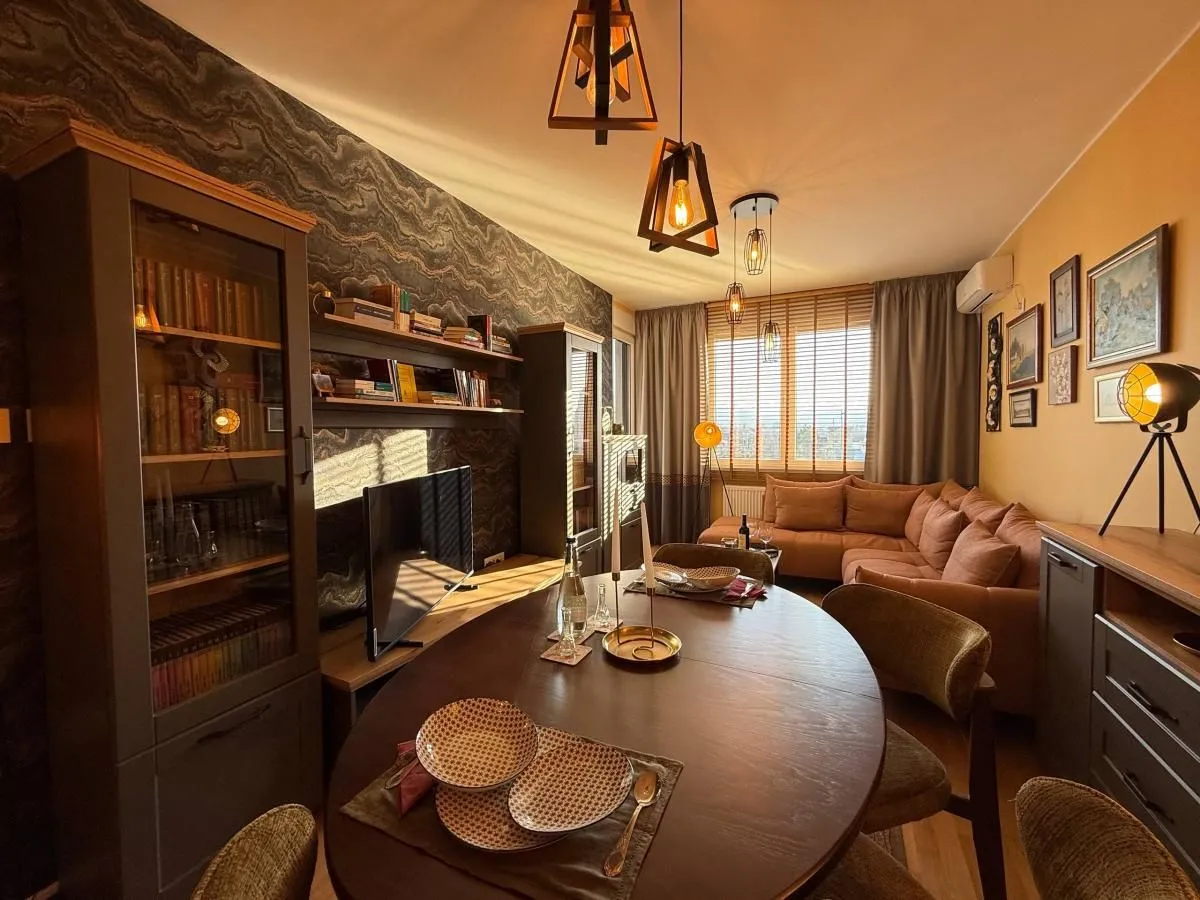 Prodaja, trosoban stan, 59m², Bulevar patrijarha Pavla, Novi Sad Sve Podlokacije