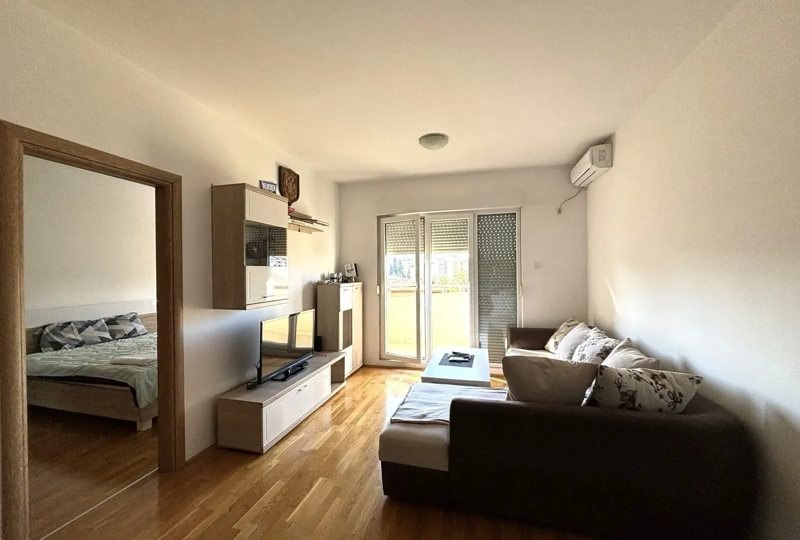 Izdavanje, stan, 55m², Ljubović, Podgorica