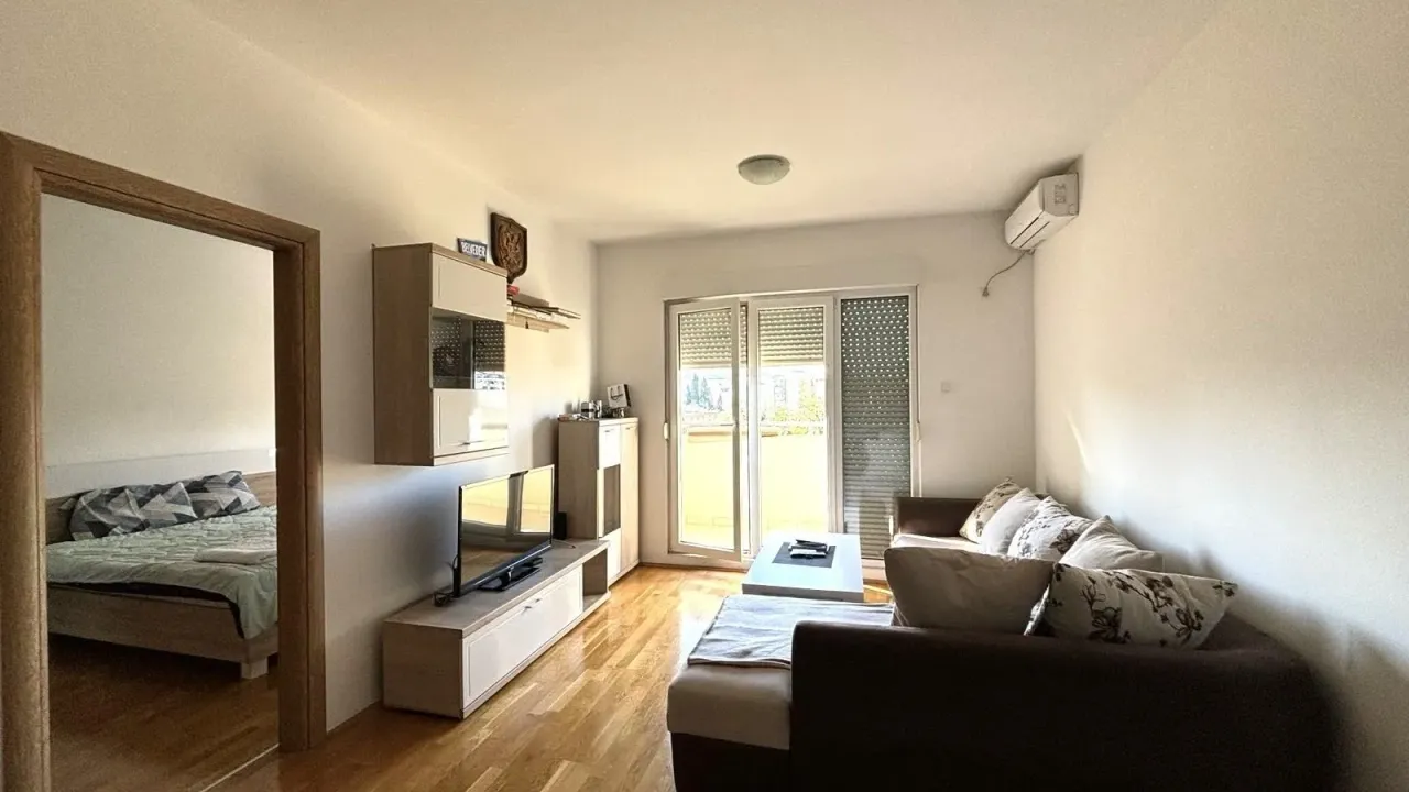 Izdavanje, stan, 55m², Ljubović, Podgorica