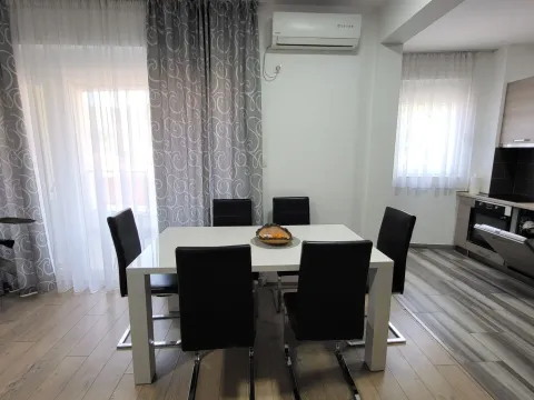 Sale, two bedroom apartment, 67m², Bečići, Budva - image 5