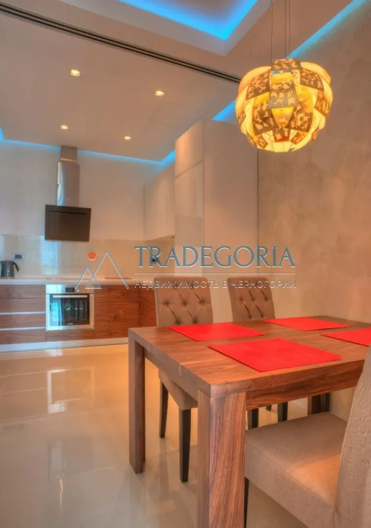 Prodaja, dvosoban stan, 112m², Budva, Crna Gora