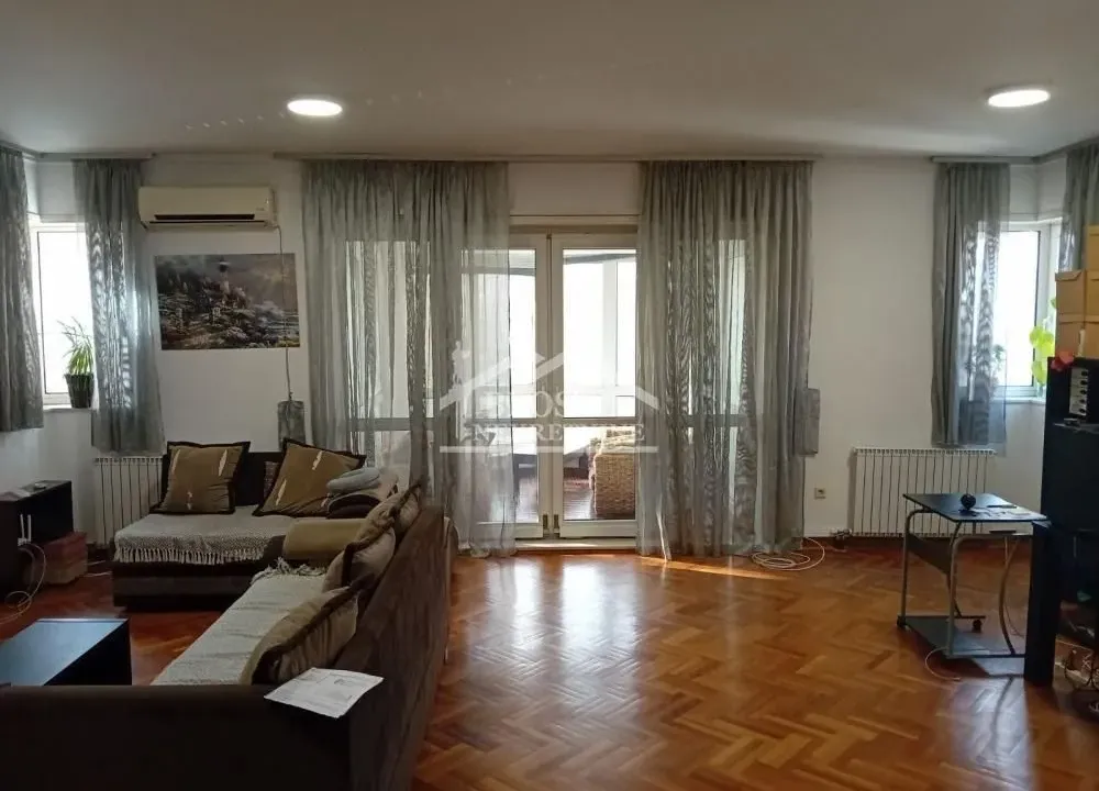 Prodaja, četvorosoban stan, 161m², Voždovac Sve Podlokacije, Beograd