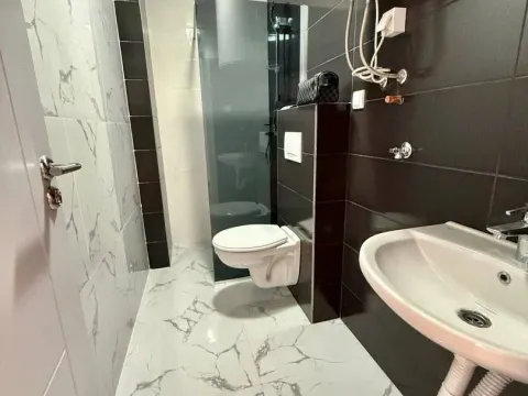 Prodaja, garsonjera, 31m², Centar, Budva - image 1