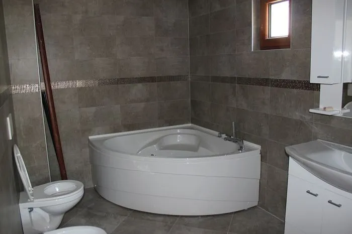 Sale, four bedroom apartment, 138m², Dobra Voda, Bar