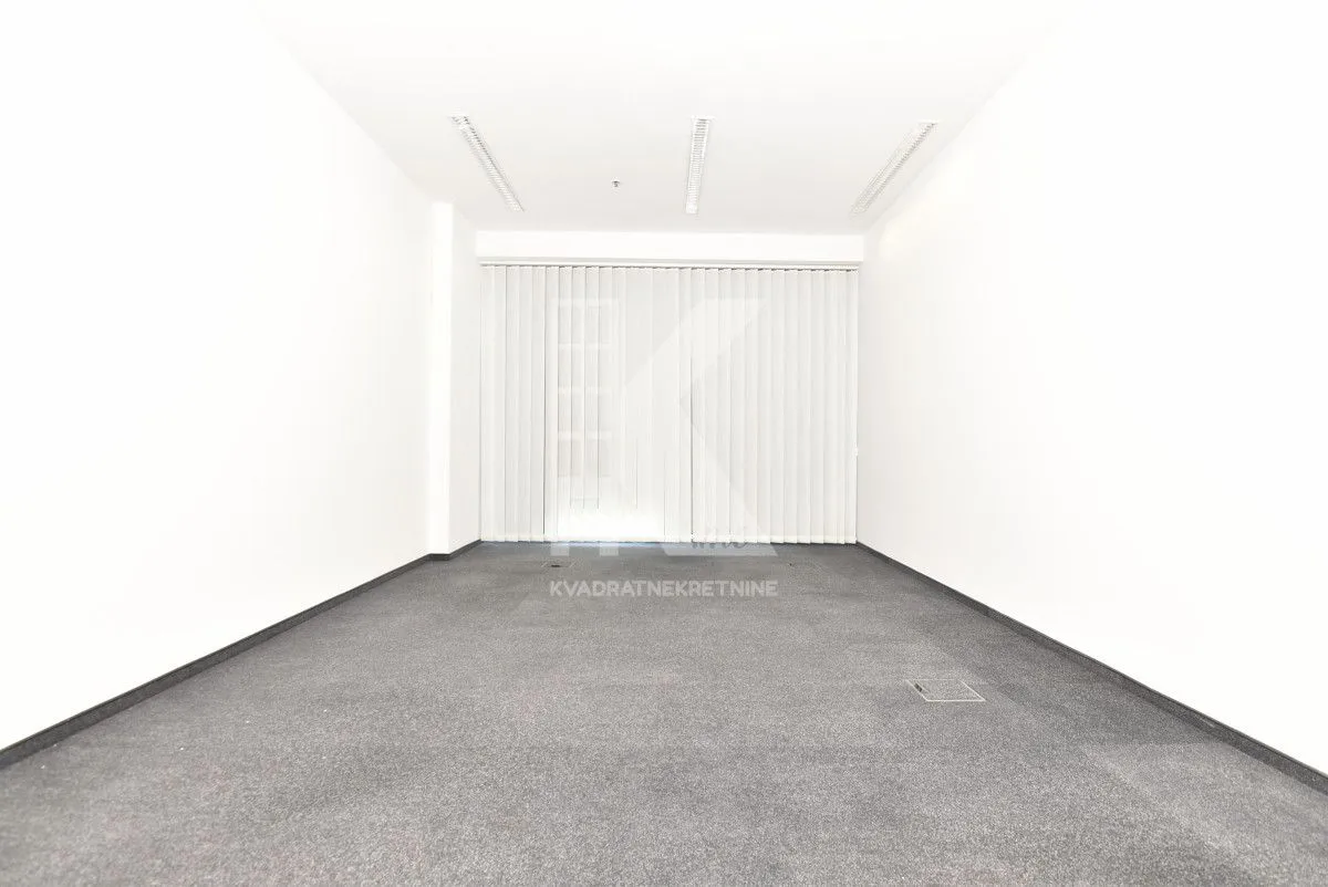 Rent, office space, 220m², Preko Morače, Podgorica