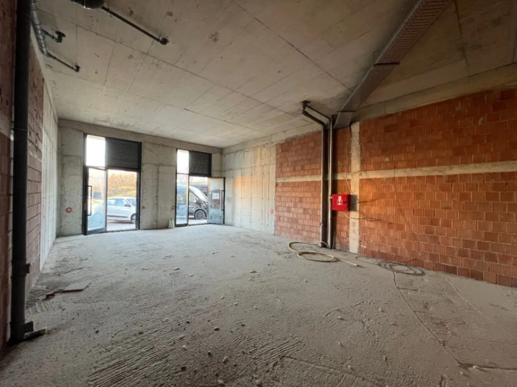 Rent, office space, 74m², Ljubović, Podgorica