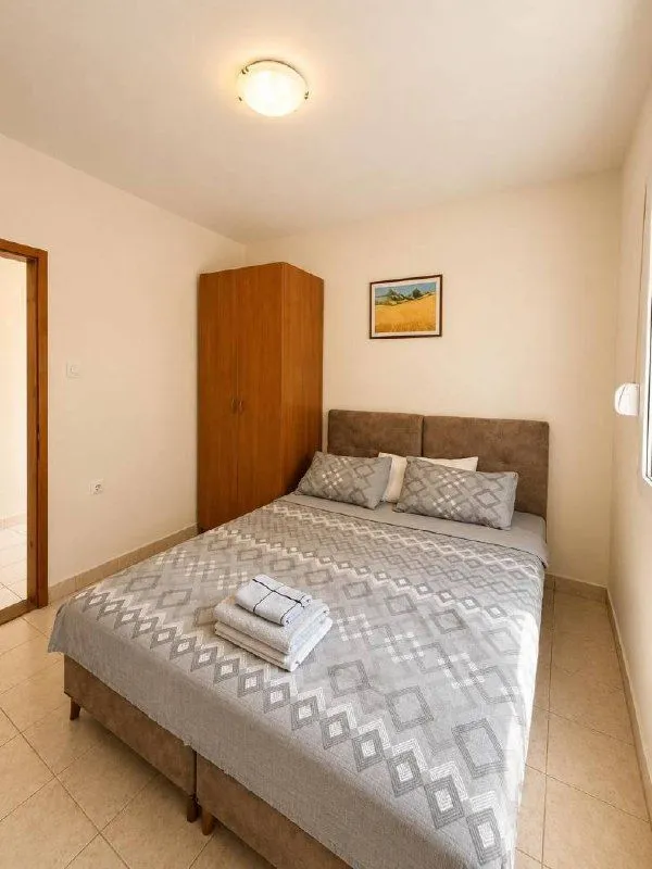 Prodaja, jednosoban stan, 55m², Radovići, Tivat