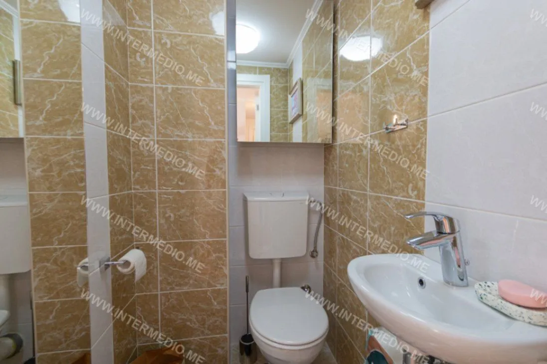 Prodaja, trosoban stan, 95m², Topla, Herceg Novi