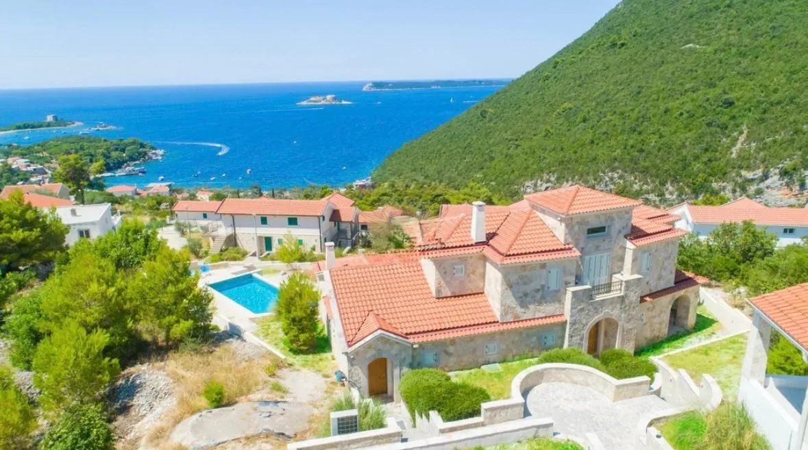 Sale, house, 228m², Herceg Novi, Crna Gora