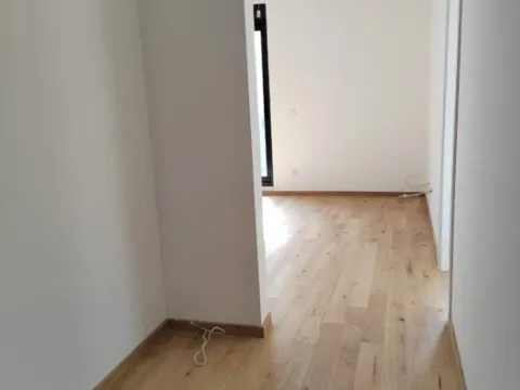 Sale, two bedroom apartment, 71m², Bečići, Budva - image 10