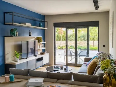 Rent, one bedroom apartment, 48m², Donja Lastva, Tivat - image 2