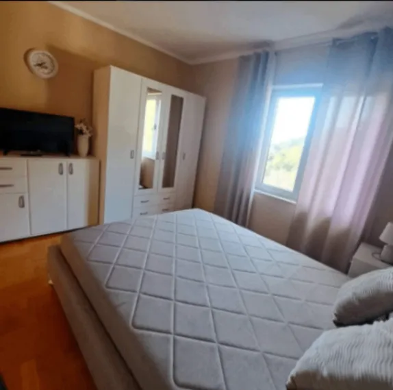 Rent, apartment, 81m², Bečići, Budva