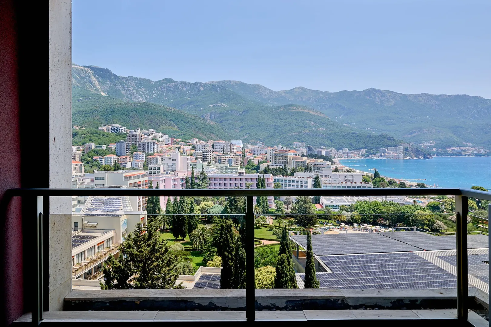 Daily-rent, two bedroom apartment, 50m², Bečići, Budva