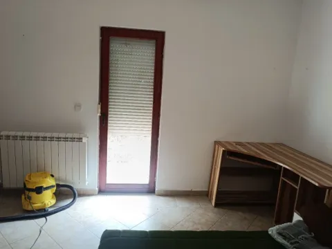 Izdavanje, kuća, 94m², Glavica, Danilovgrad - image 13