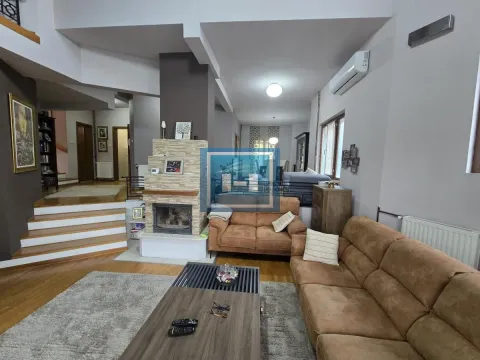 Prodaja, kuća, 370m², Vranje, Srbija