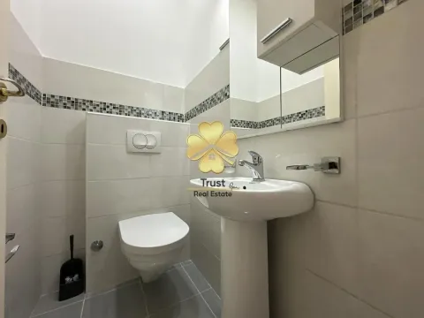 Izdavanje, kuća, 120m², Tološi, Podgorica - image 5