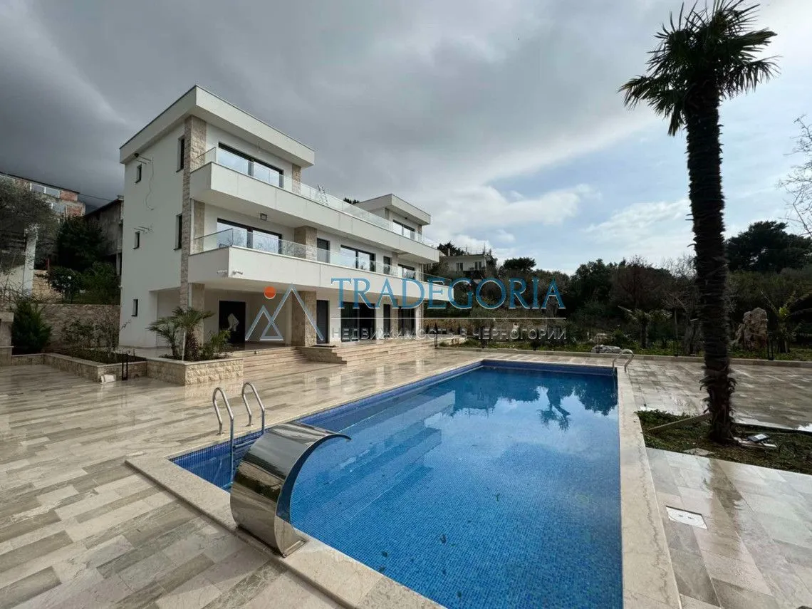 Prodaja, kuća, 450m², Bar, Crna Gora