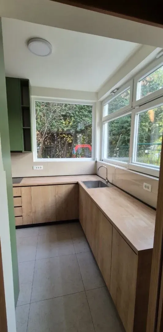 Izdavanje, dvosoban stan, 85m², Gorica C, Podgorica