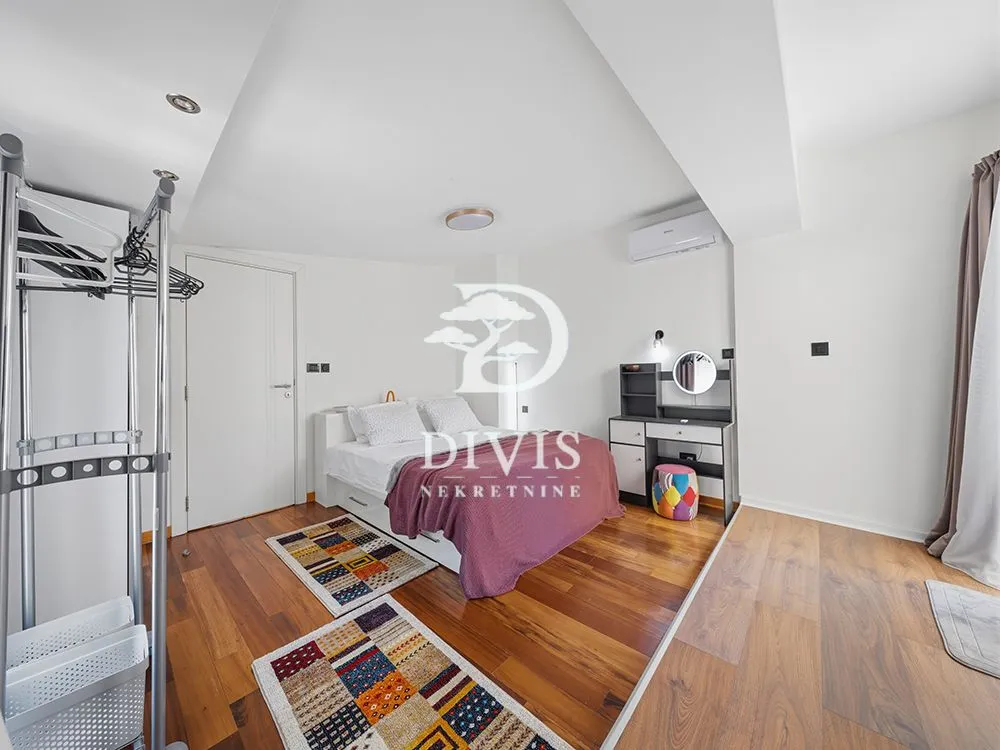 Rent, apartment, 256m², Dedinje Sve Podlokacije, Beograd