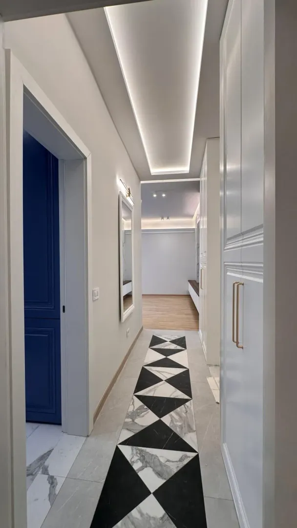 Izdavanje, trosoban stan, 64m², Stari Grad, Beograd