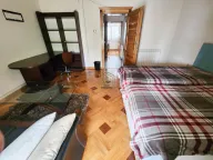 Izdavanje, četvorosoban stan, 220m², Gorica C, Podgorica - image 10