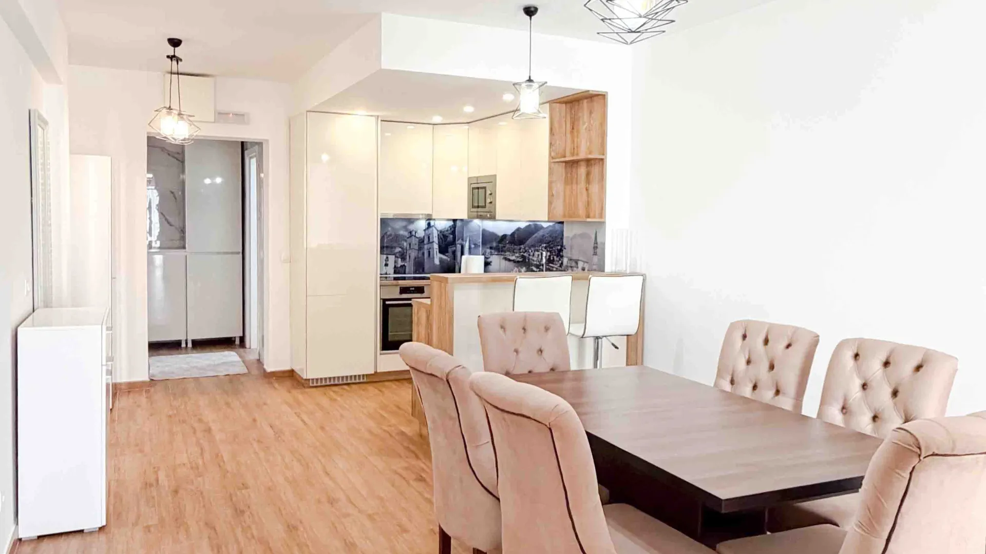 Rent, two bedroom apartment, 90m², Opatovo, Tivat