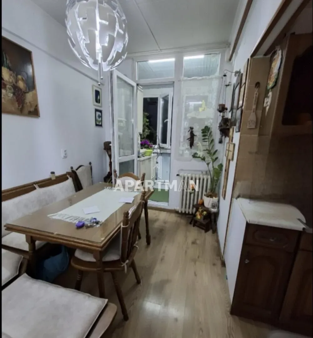 Prodaja, dvosoban stan, 62m², Zemun Sve Podlokacije, Beograd