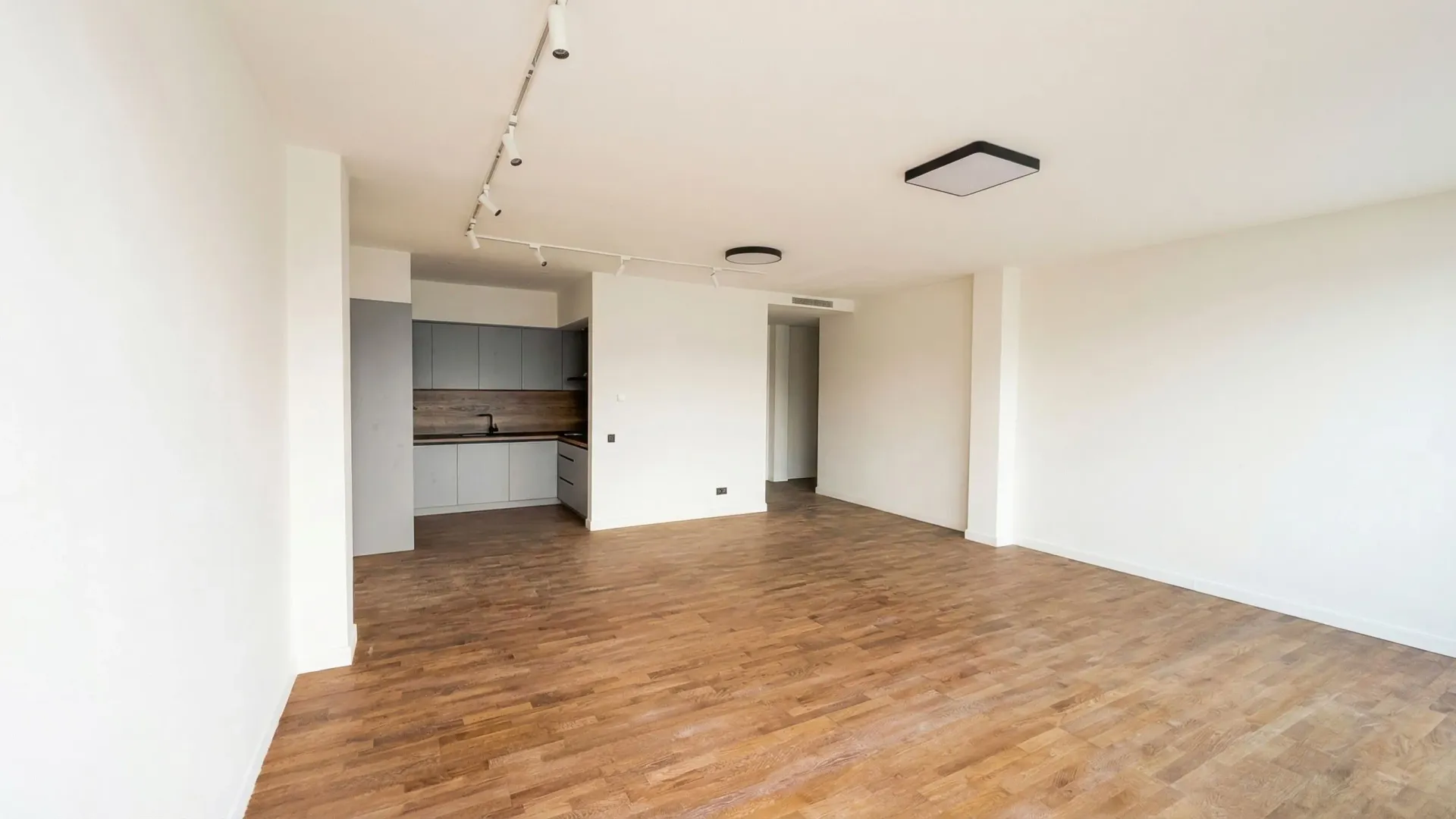 Prodaja, dvosoban stan, 183m², Krašići, Tivat