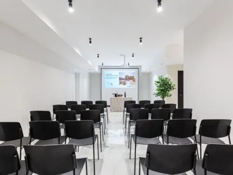 Prodaja, dvosoban stan, 71m², Bečići, Budva - image 13