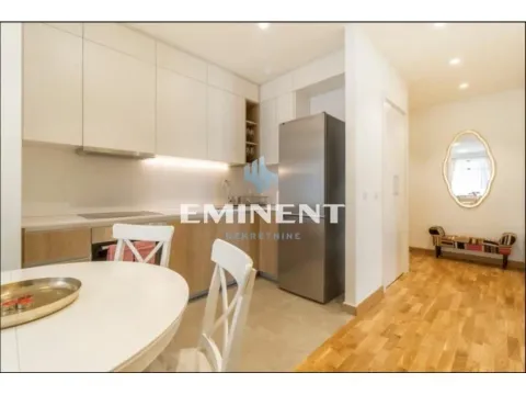Izdavanje, trosoban stan, 86m², Savski Venac, Beograd - image 6