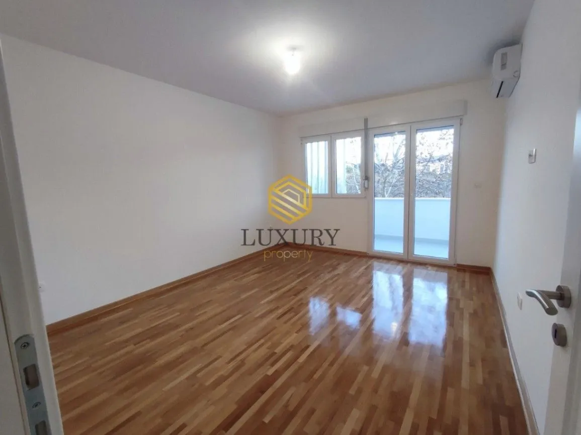 Rent, two bedroom apartment, 50m², Preko Morače, Podgorica