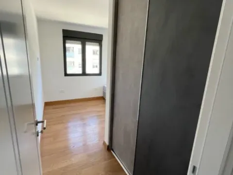 Izdavanje, dvosoban stan, 65m², Tološka šuma, Podgorica - image 4