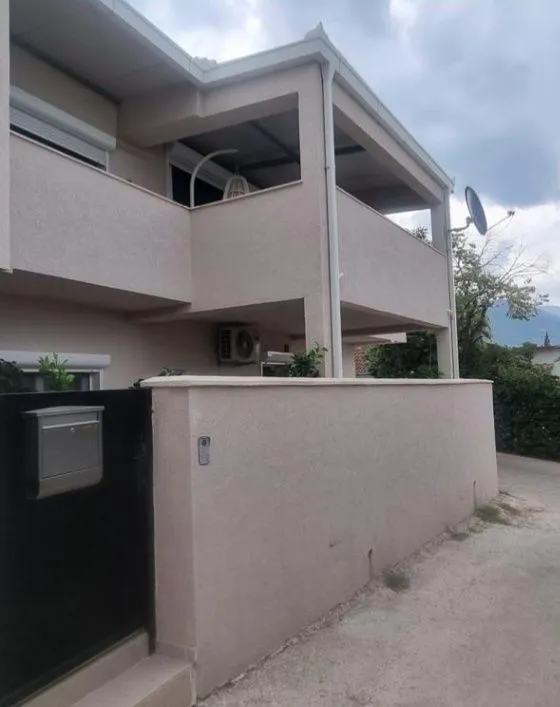 Sale, house, 220m², Šušanj, Bar