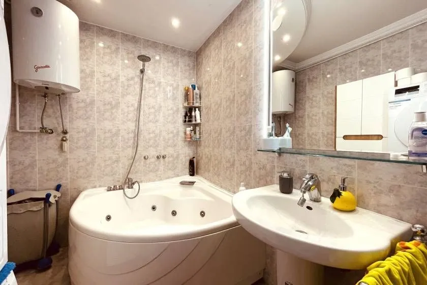 Rent, three bedroom apartment, 140m², Cerak, Beograd