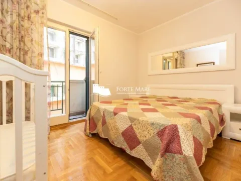 Sale, one bedroom apartment, 79m², Herceg Novi, Crna Gora - image 13