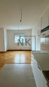Prodaja, dvosoban stan, 73m², Tuški Put, Podgorica - image 3
