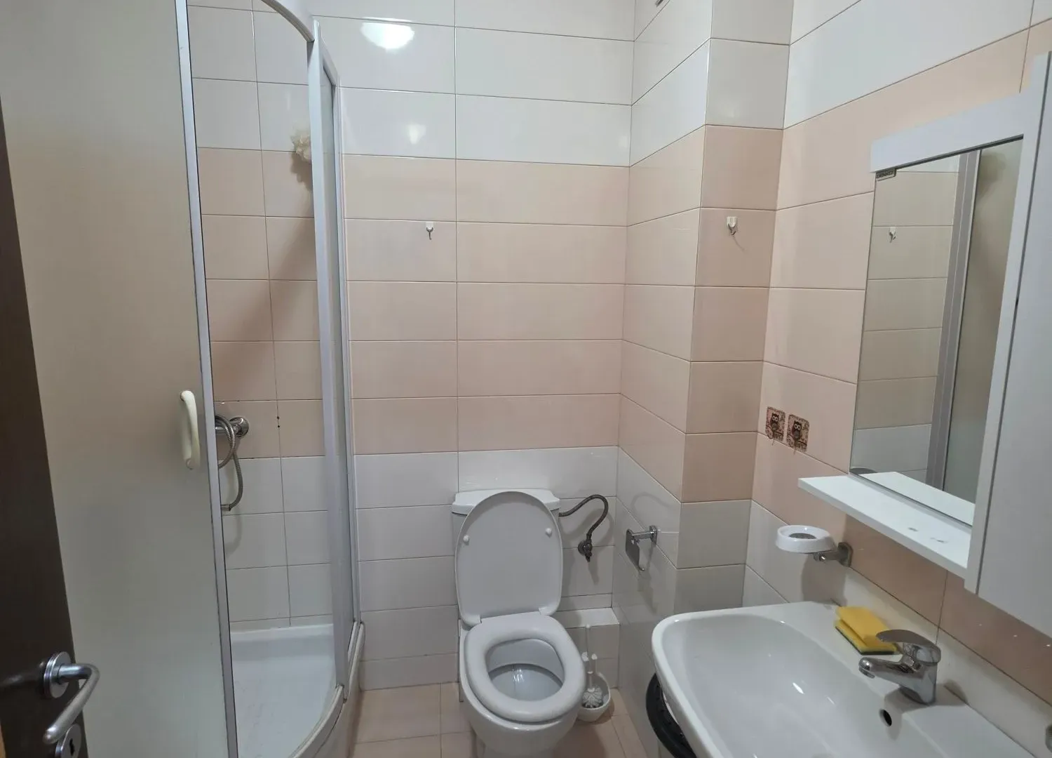 Izdavanje, dvosoban stan, 54m², Tuški Put, Podgorica