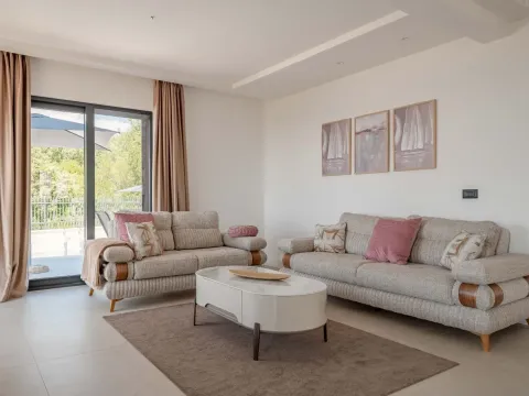 Prodaja, kuća, 318m², Reževići, Budva - image 21