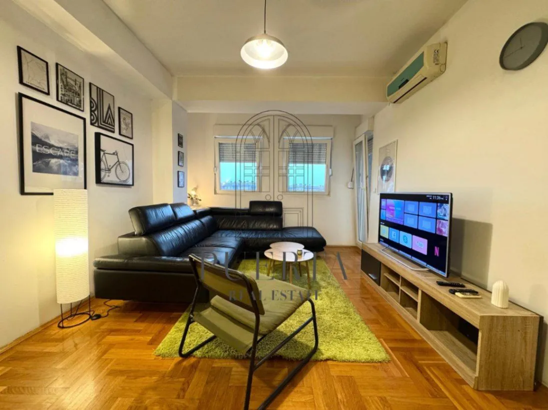 Izdavanje, jednosoban stan, 53m², City Kvart, Podgorica