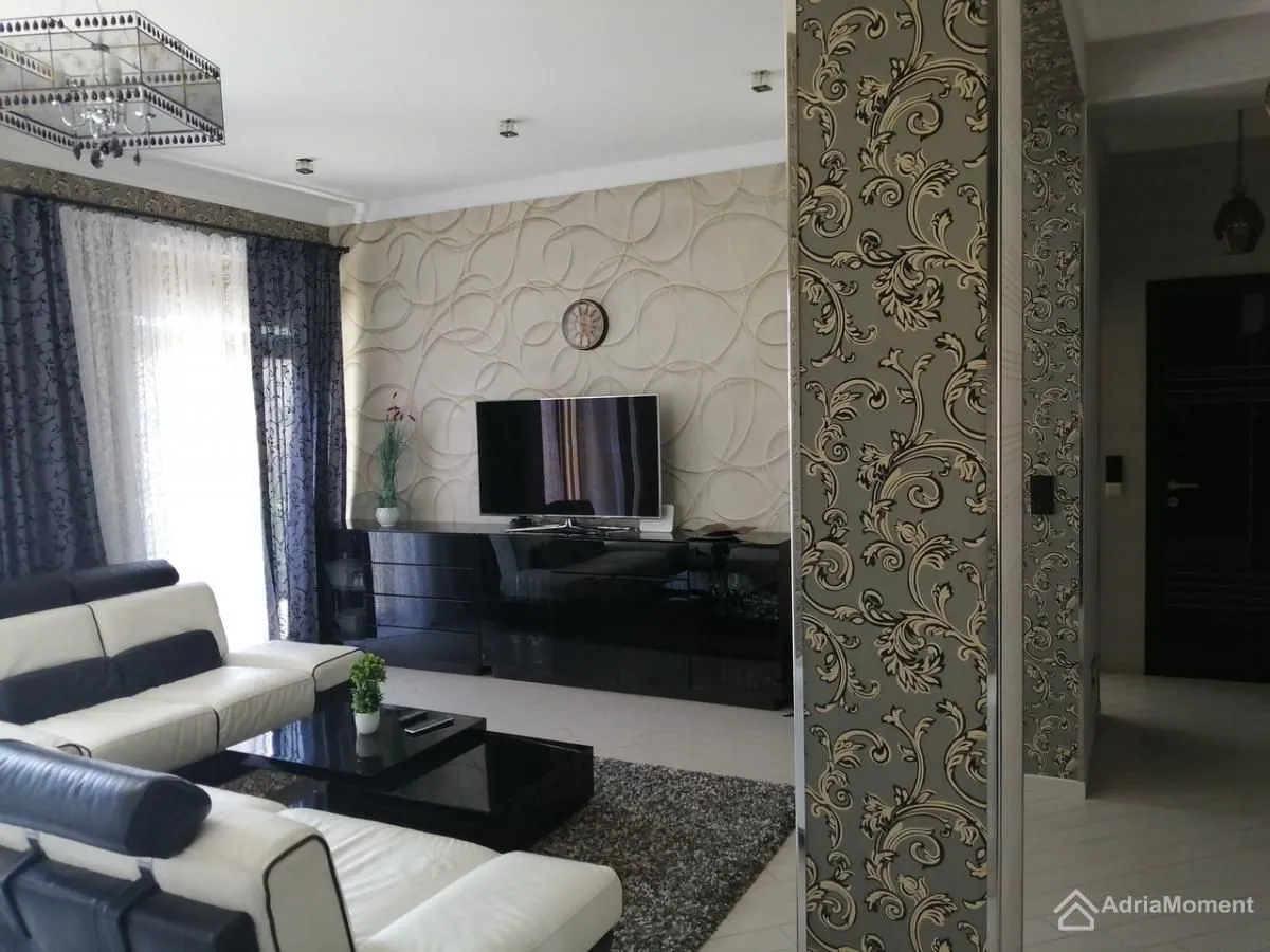 Prodaja, trosoban stan, 101m², Orahovac, Kotor