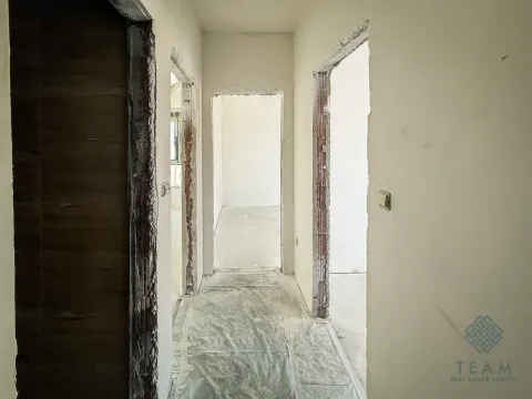 Prodaja, trosoban stan, 88m², Tološi, Podgorica - image 7