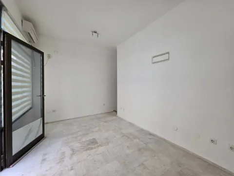Sale, office space, 18m², Budva, Crna Gora - image 15