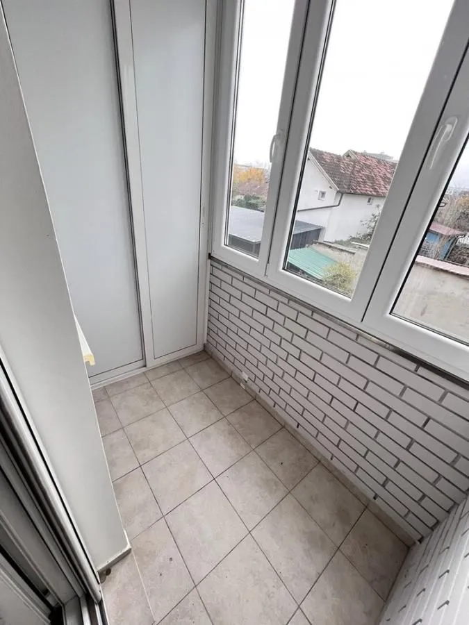Izdavanje, stan, 142m², Salajka, Novi Sad Sve Podlokacije