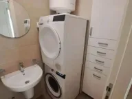 Izdavanje, dvosoban stan, 62m², City Kej, Podgorica - image 8