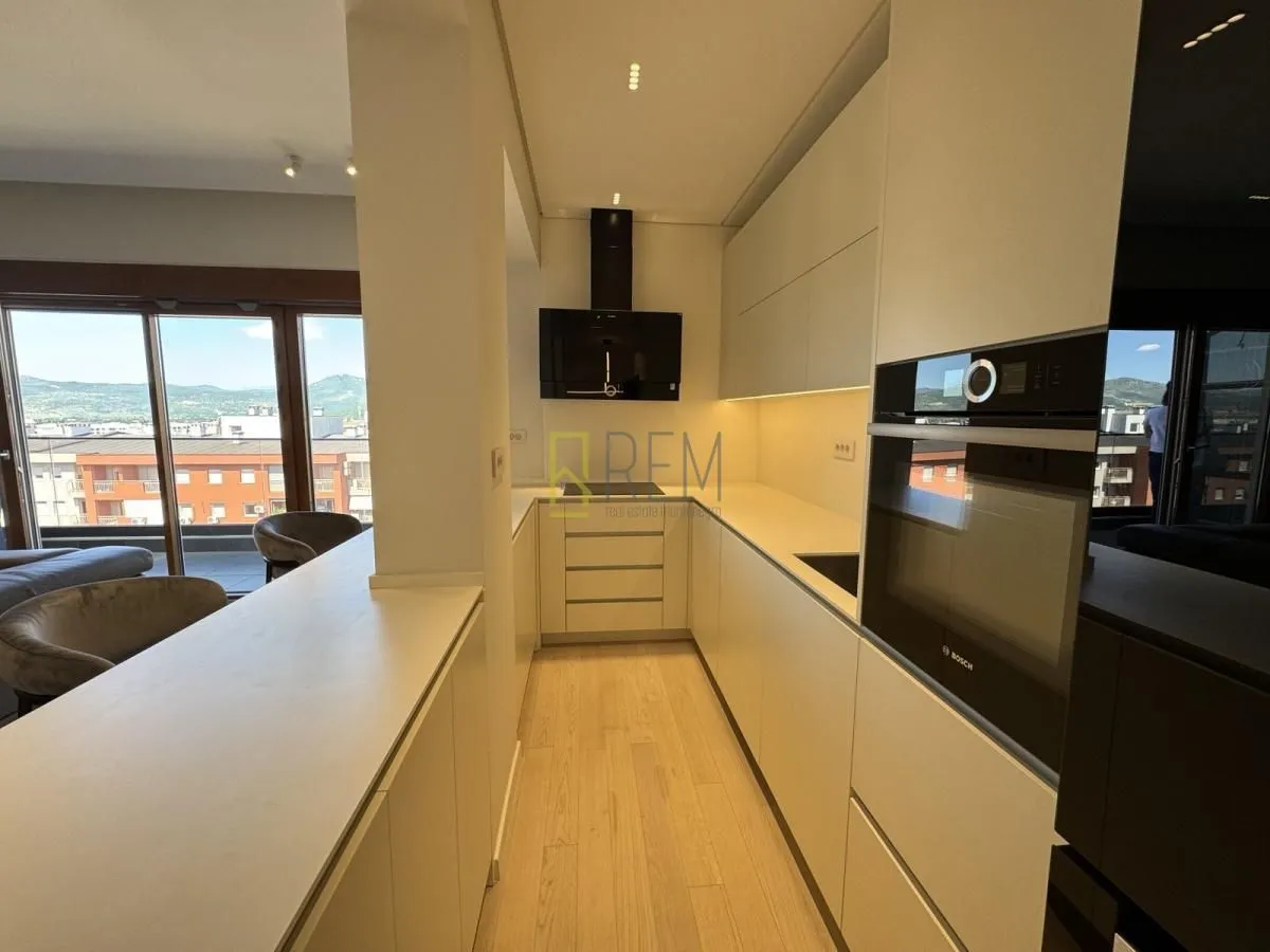 Rent, three bedroom apartment, 136m², Master Kvart, Podgorica