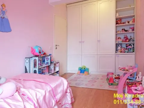 Prodaja, kuća, 300m², Bulbulder, Zvezdara Sve Podlokacije - image 8