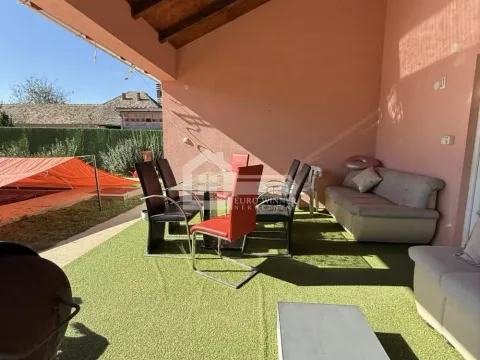 Prodaja, kuća, 191m², Ašanja, Pećinci - image 7