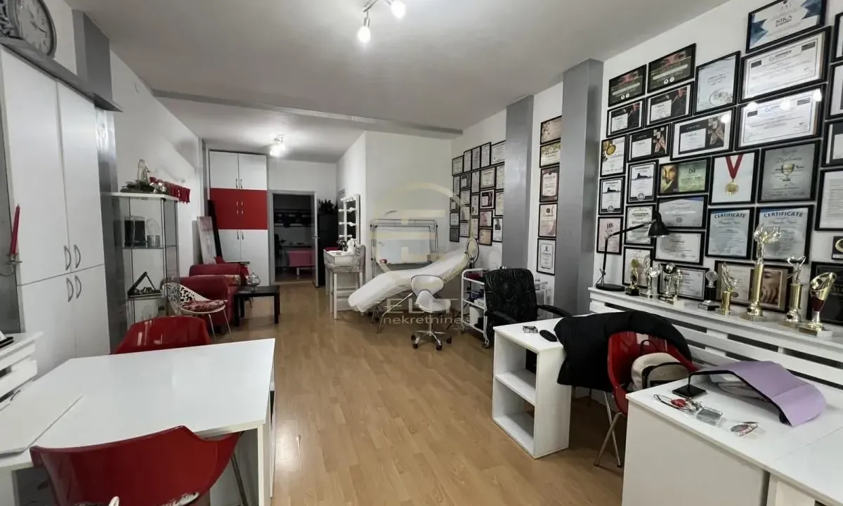 Sale, office space, 44m², Centar, Novi Sad